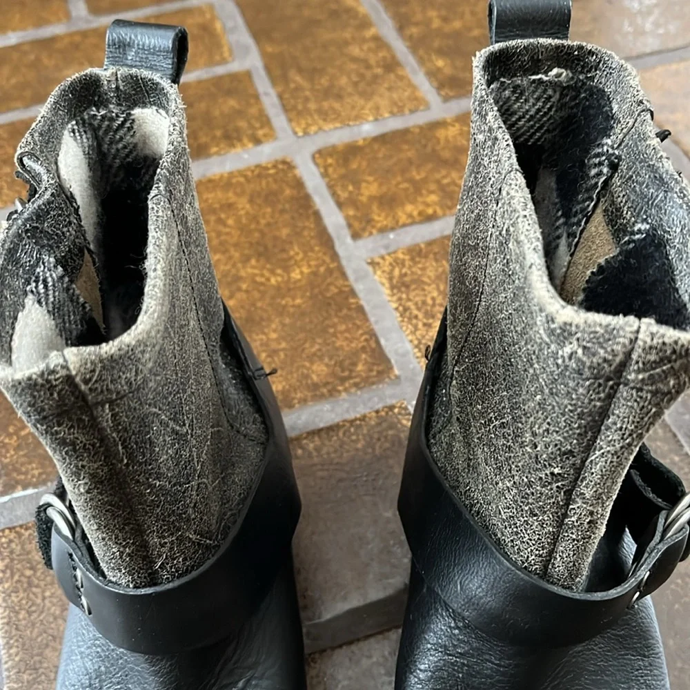 Woolrich Baltimore Distressed Harness Motorcycle Boots